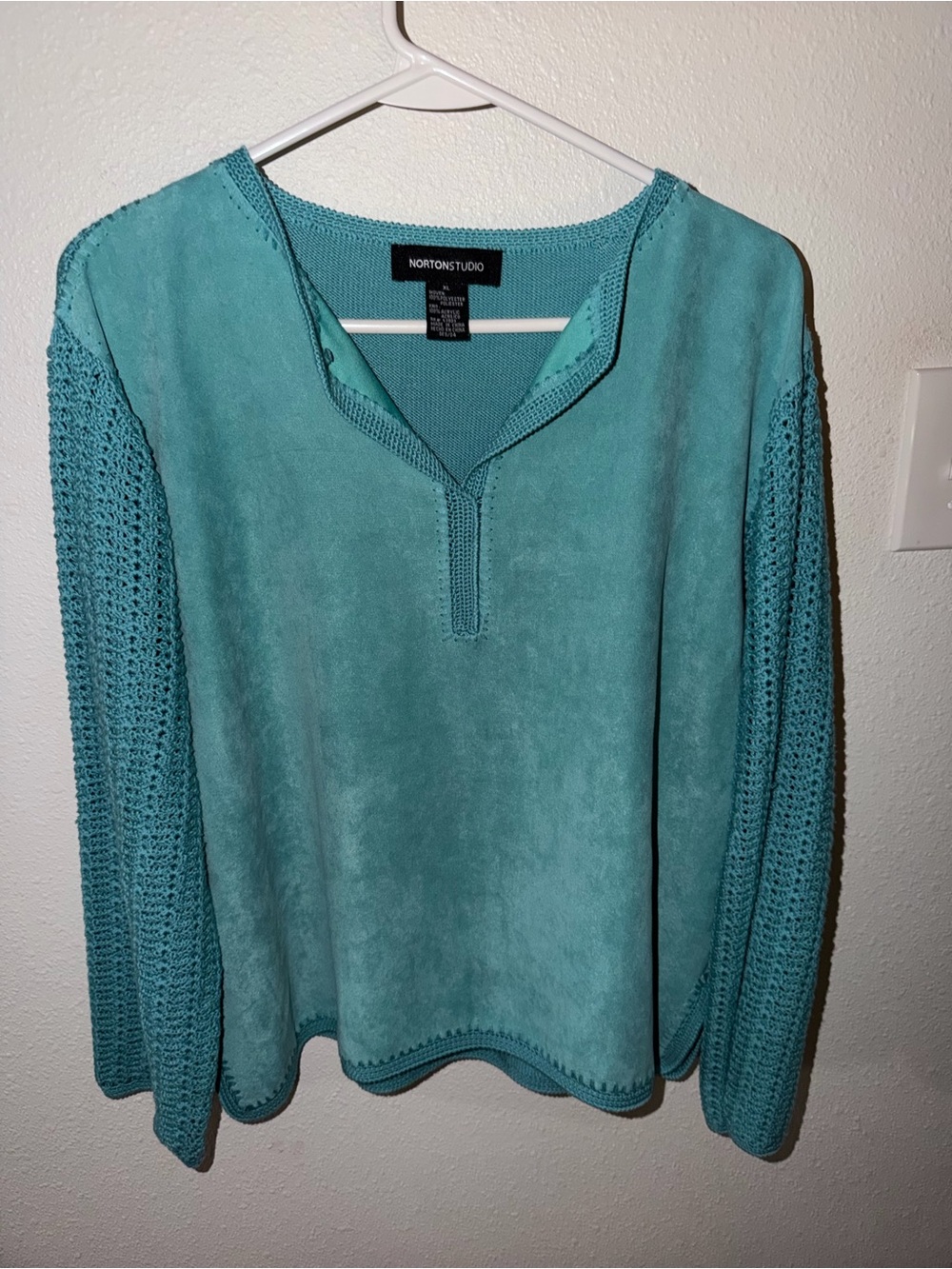 Norton Studio Teal Mixed Media Pullover Top Like New